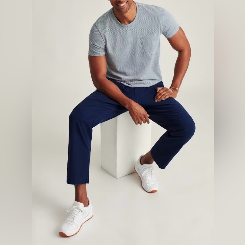 NWT Bonobos The Relaxed Straight Chino, size 32S, Color:Night Train
